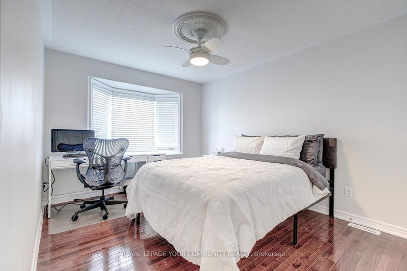 110 Muret Cres  Vaughan, L6A 4H4 | Image 25