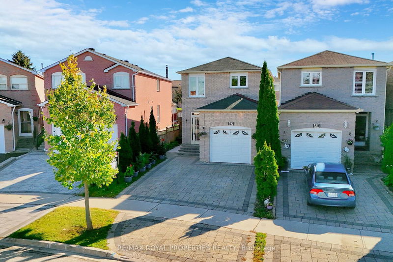 57 Chloe Cres  Markham, L3S 2H8 | Image 31