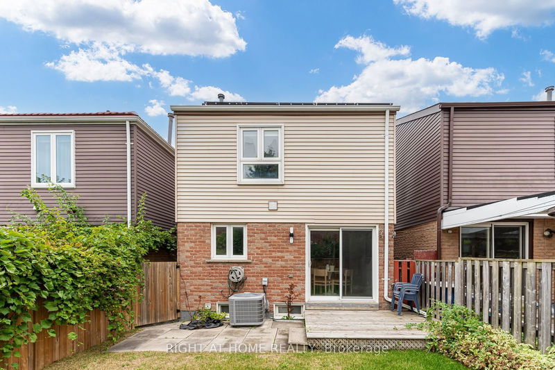 10 Capilano Crt  Vaughan, L4K 1L2 | Image 35