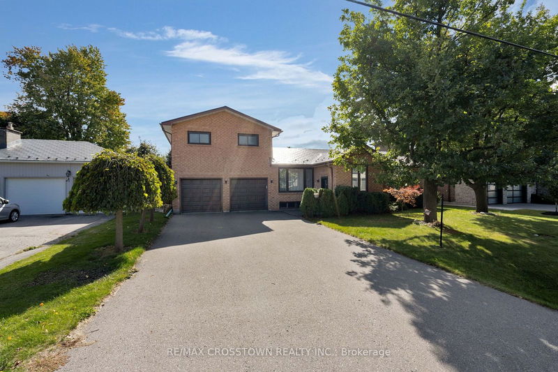 195 Kingslynn Dr  King, L7B 1G9 | Image 3