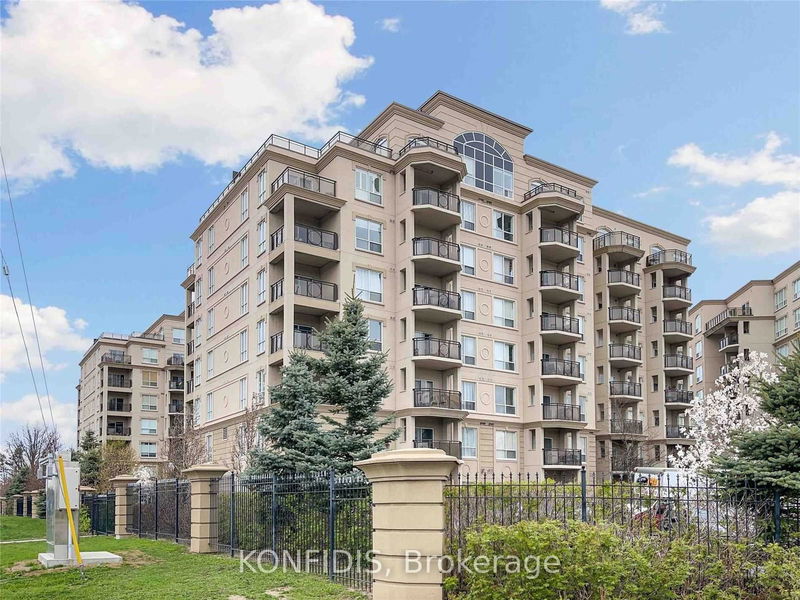  702 - 8 Maison Parc Crt  Vaughan, L4J 9K5 | Image 2