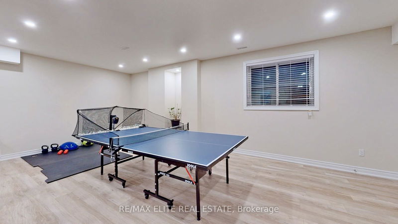 191 Dew St  King, L7B 1L1 | Image 35