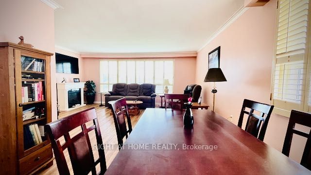 261 Church St S Richmond Hill, L4C 1W9 | Image 12