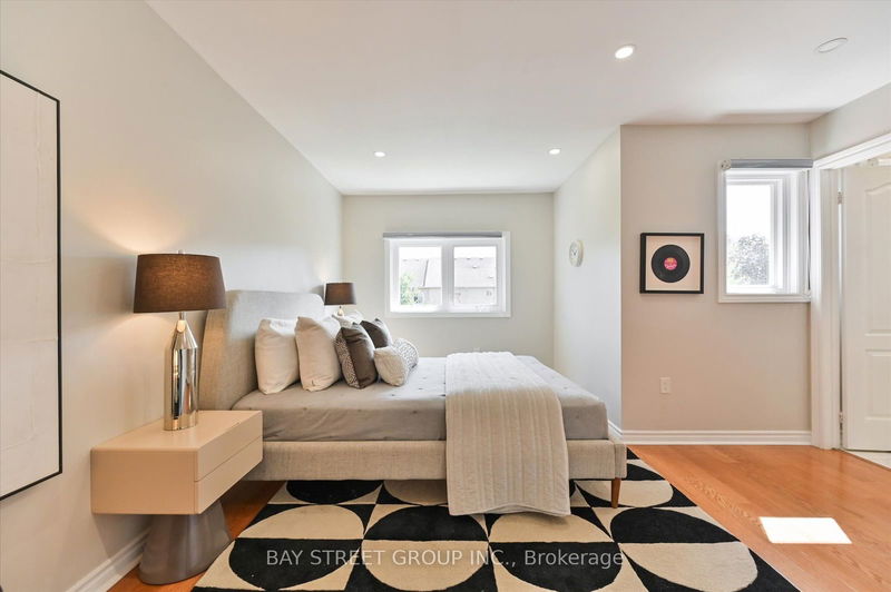 71 Silverdart Cres  Richmond Hill, L4E 3T8 | Image 24