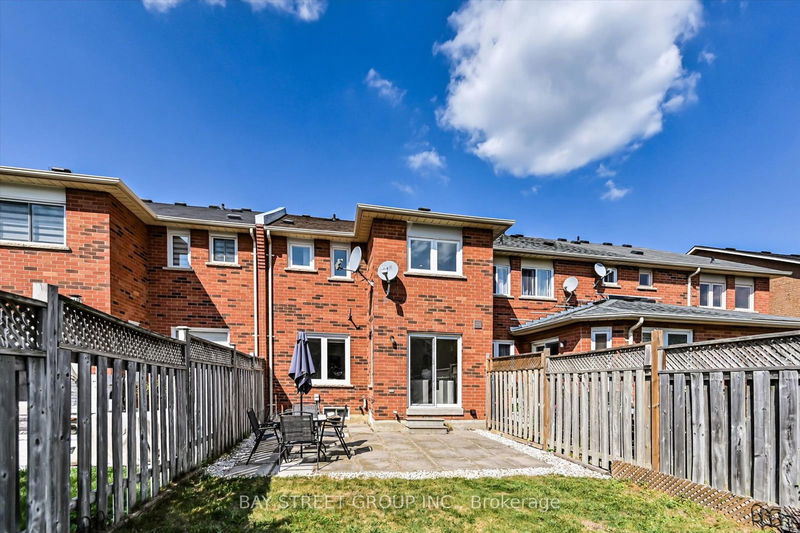 71 Silverdart Cres  Richmond Hill, L4E 3T8 | Image 39