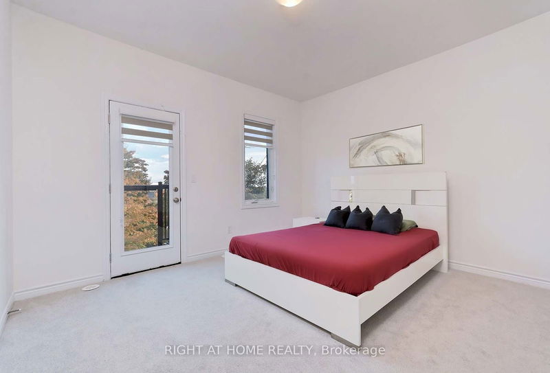 45 Paradox St  Vaughan, L4H 5H1 | Image 18