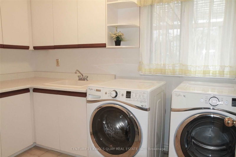 36 Personna Blvd  Markham, L6C 1E9 | Image 24