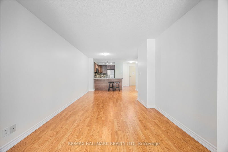  209 - 18 Harding Blvd  Richmond Hill, L4C 0T3 | Image 10