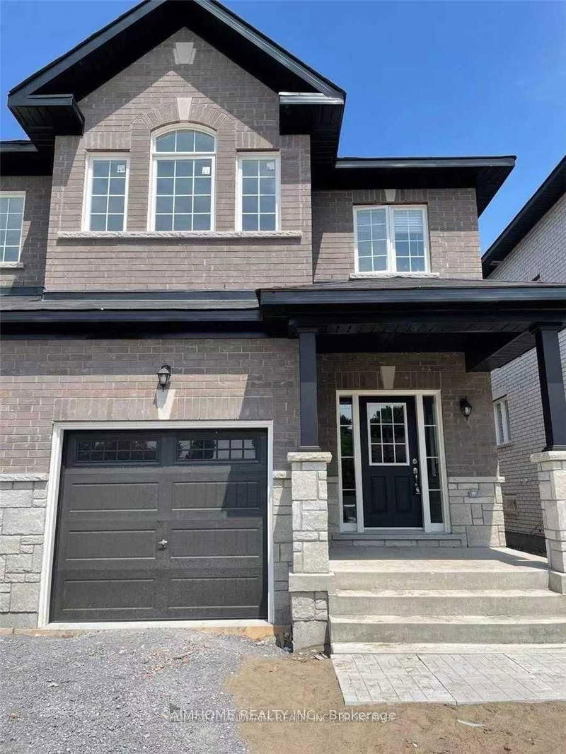 home for lease on 30 Haskins Crescent W