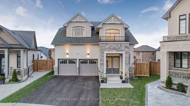 8 Pietrowski Dr  Georgina, L4P 0J7 | Image 1