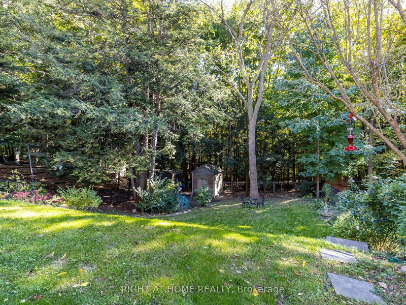 205 Kemano Rd  Aurora, L4G 4Z1 | Image 38