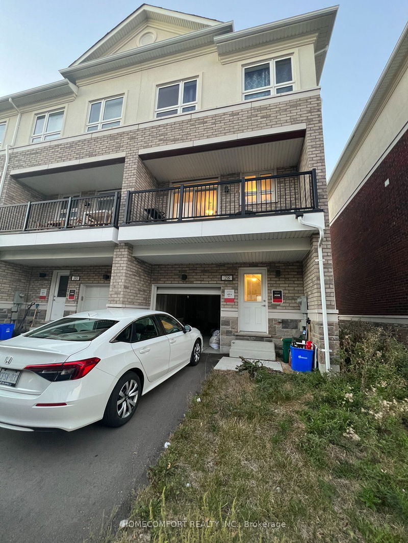 home for lease on 28 Chicago Lane