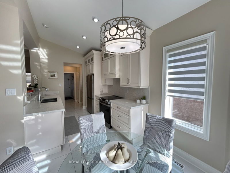 79 Legendary Tr  Whitchurch-Stouffville, L4A 1N6 | Image 22