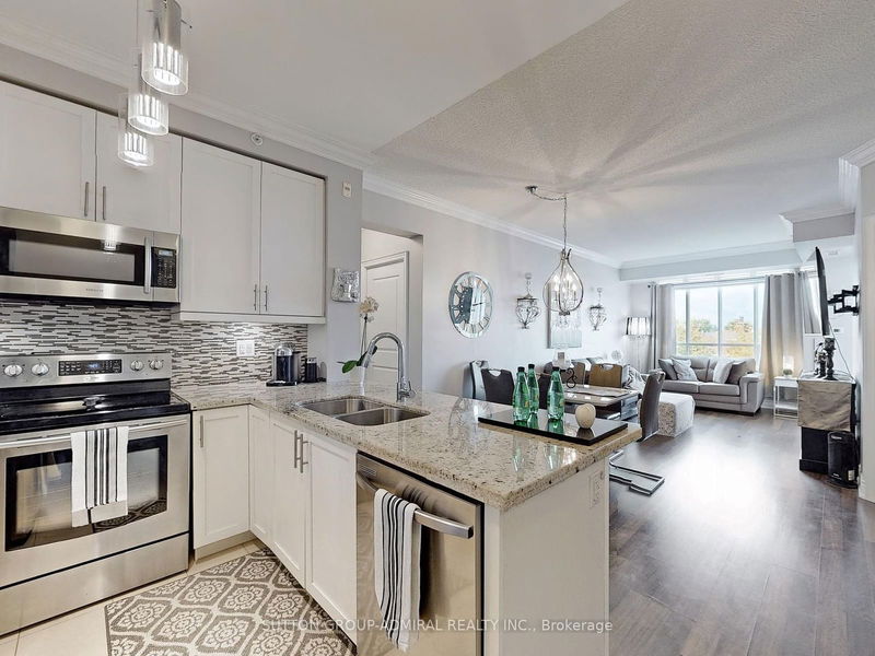  326 - 2396 Major Mackenzie Dr  Vaughan, L6A 4Y7 | Image 8