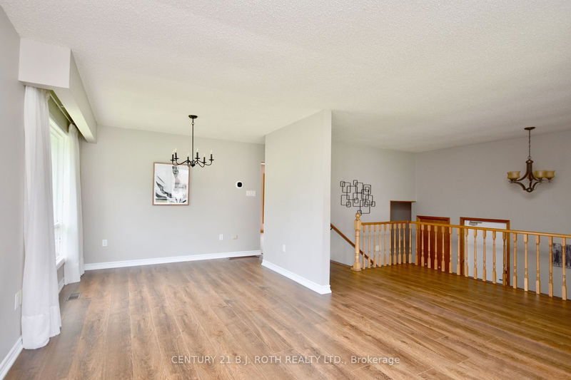 252 Nelson Cres  Innisfil, L9S 1E7 | Image 7