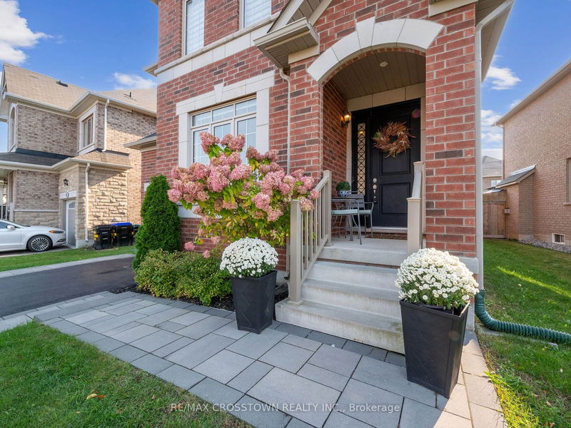 114 McDonnell Cres  Bradford West Gwillimbury, L3Z 0S8 | Image 4