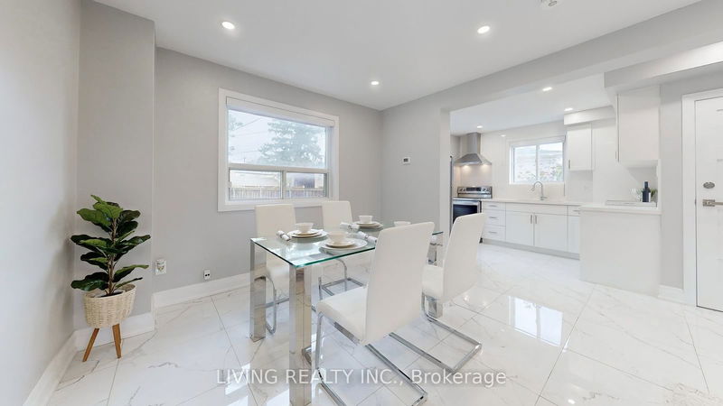 251 Mcconvey Dr  Richmond Hill, L4C 3K1 | Image 5