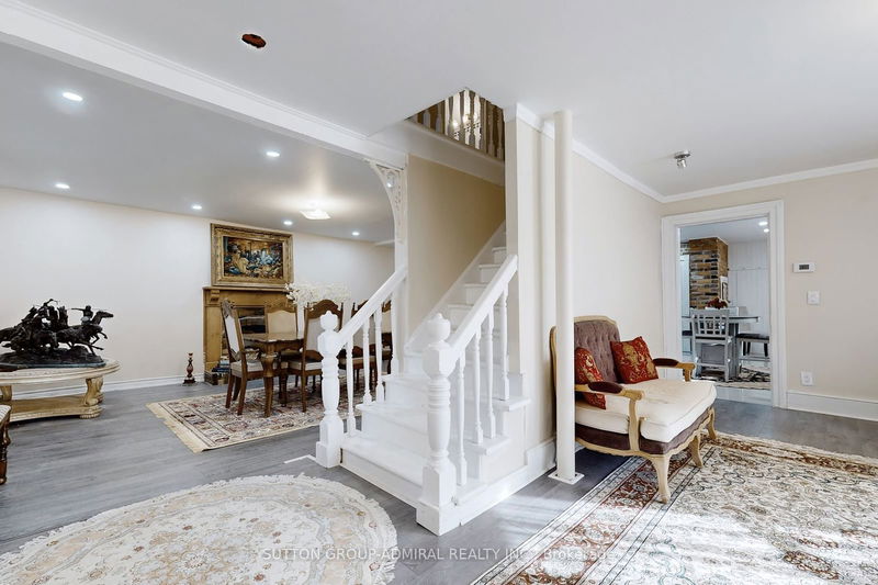 62 Centre St W Richmond Hill, L4C 3P7 | Image 20