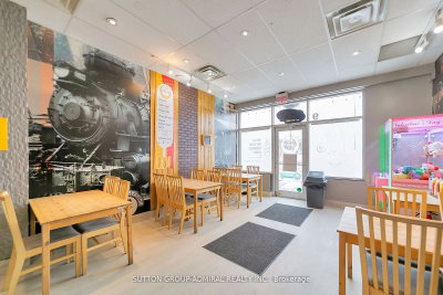 Unit 9 — 10066 Bayview Avenue — more photos