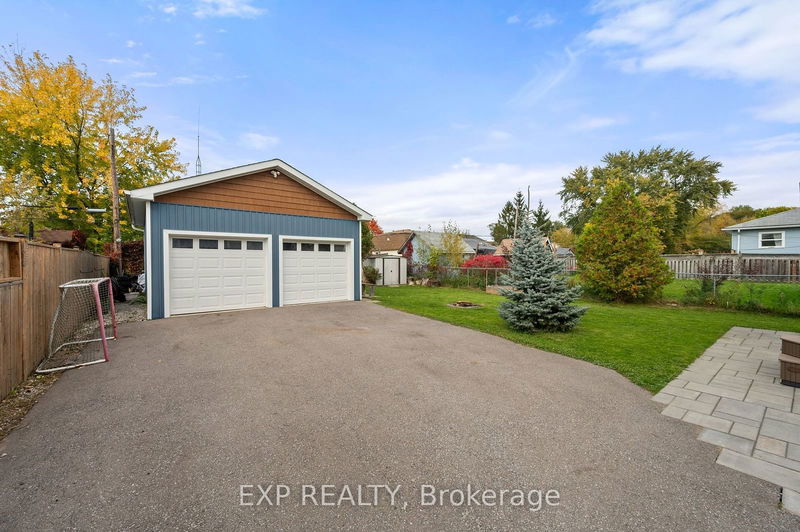 334 Hollywood Dr  Georgina, L4P 3A1 | Image 20