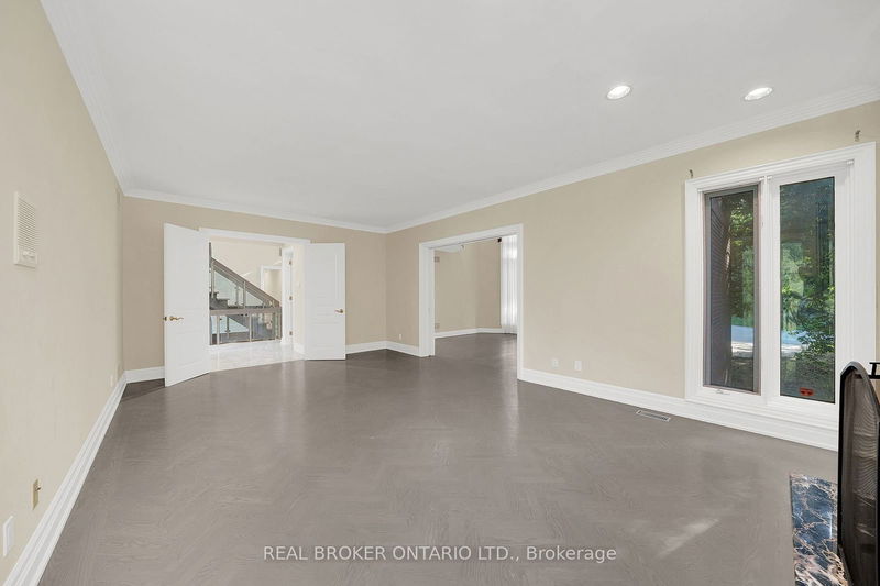 25 Jenkins Dr  Richmond Hill, L4C 8C5 | Image 10