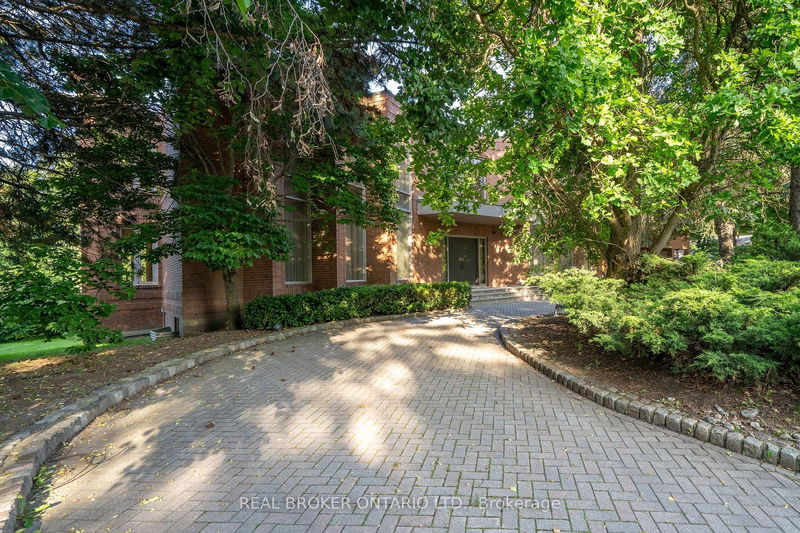 25 Jenkins Dr  Richmond Hill, L4C 8C5 | Image 32