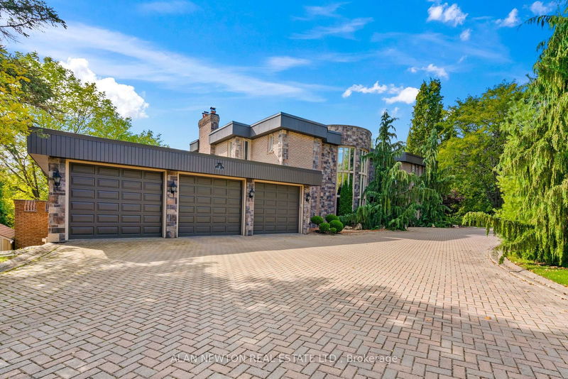 12 Blueberry Lane  King, L7B 1C5 | Image 2