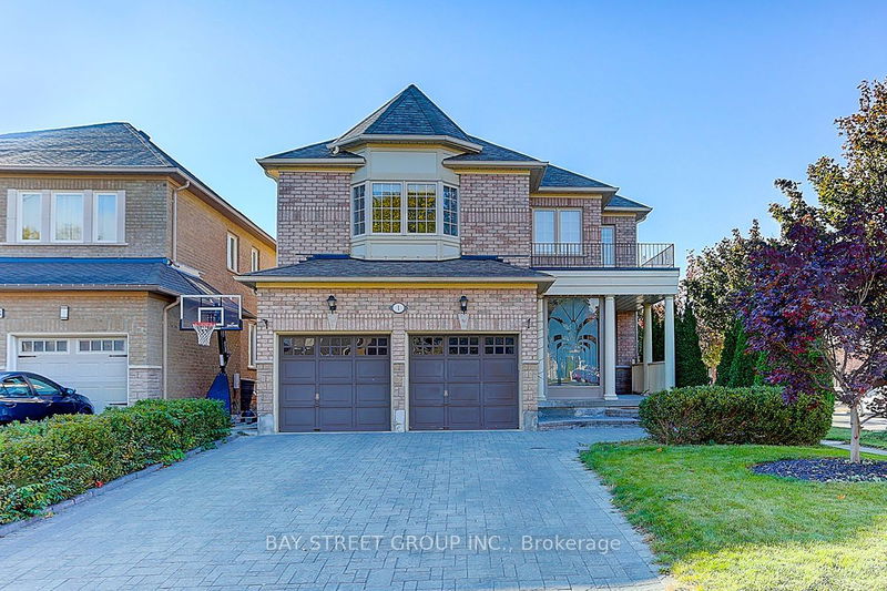 1 Fair Oaks Rd  Markham, L6C 2Z4 | Image 1