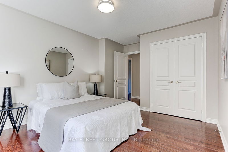 1 Fair Oaks Rd  Markham, L6C 2Z4 | Image 29