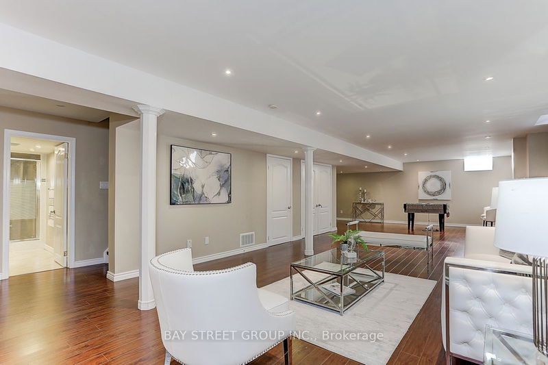 1 Fair Oaks Rd  Markham, L6C 2Z4 | Image 34