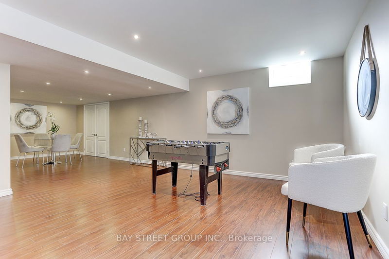 1 Fair Oaks Rd  Markham, L6C 2Z4 | Image 35