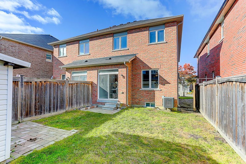 1279 Blencowe Cres  Newmarket, L3X 0C5 | Image 39