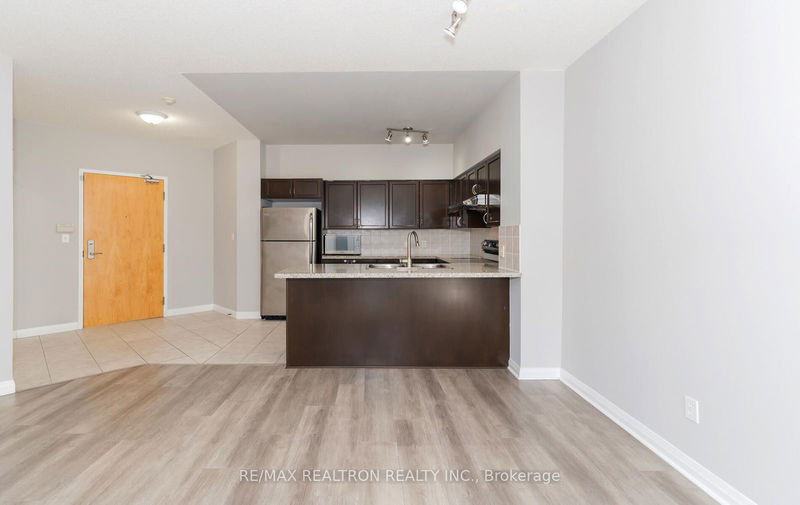  110 - 7373 Kennedy Rd  Markham, L3R 1H6 | Image 4