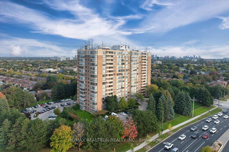  103 - 7601 Bathurst St  Vaughan, L4J 4H5 | Image 2