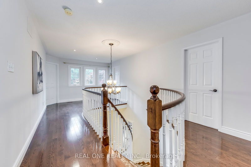 22 Arborfield Lane  Markham, L3P 7R7 | Image 34