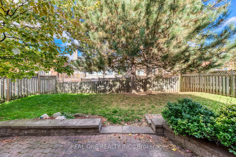 22 Arborfield Lane  Markham, L3P 7R7 | Image 37