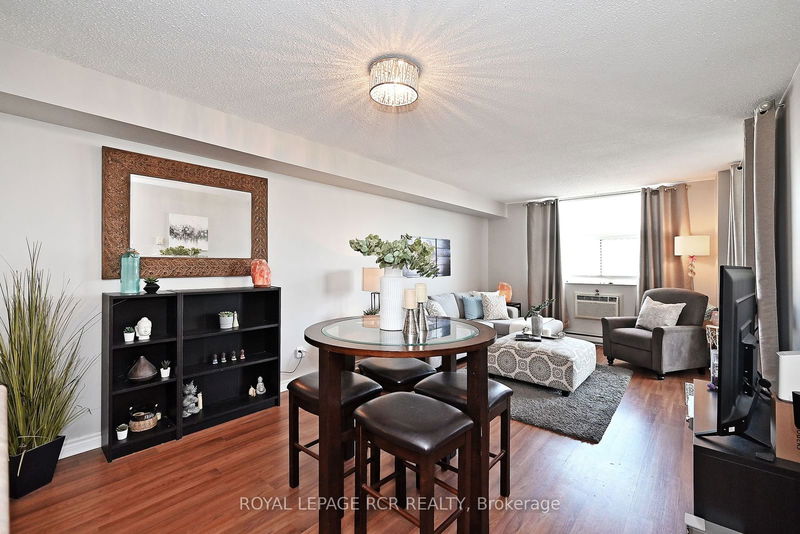  P1013 - 260 Davis Dr  Newmarket, L3Y 7C3 | Image 10