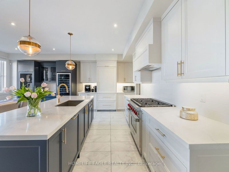 home for sale on 9881 Keele Street