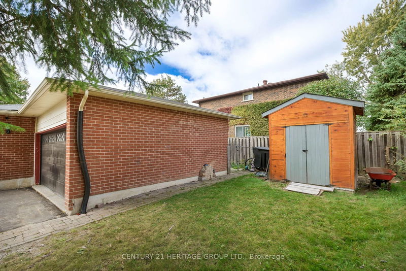 310 Liverpool Rd  Newmarket, L3Y 6G7 | Image 35