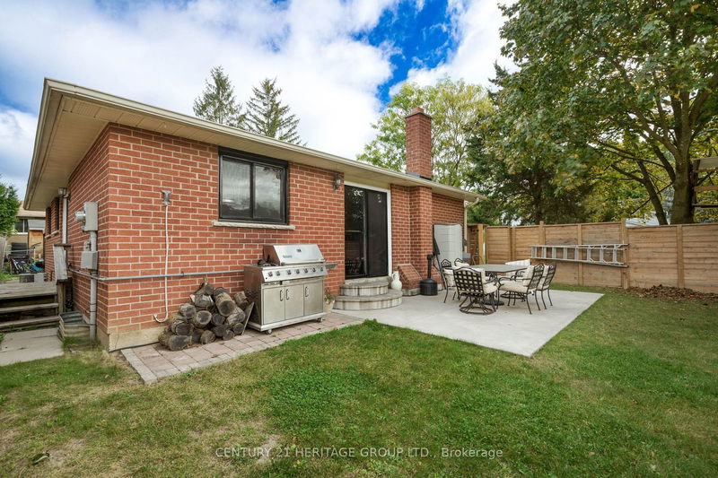 310 Liverpool Rd  Newmarket, L3Y 6G7 | Image 37