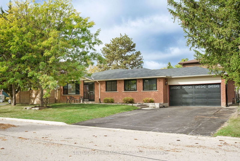 310 Liverpool Rd  Newmarket, L3Y 6G7 | Image 4