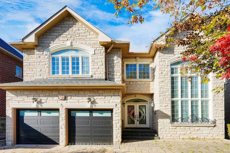 78 Yongehurst Rd  Richmond Hill, L4C 3T2 | Image 2