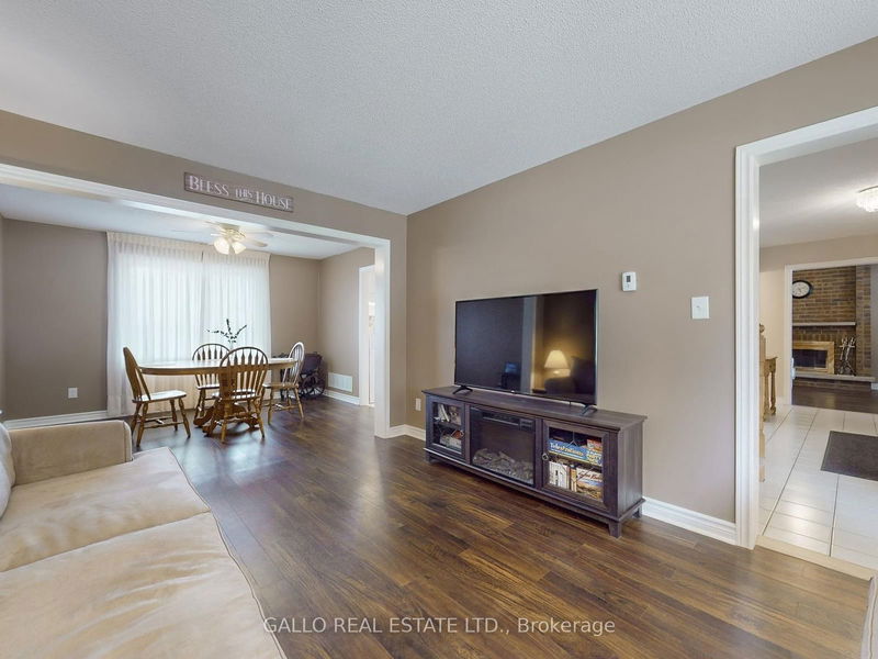 625 Elm Rd  Whitchurch-Stouffville, L4A 1A3 | Image 11