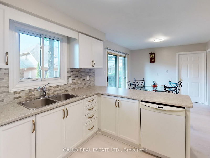 625 Elm Rd  Whitchurch-Stouffville, L4A 1A3 | Image 15