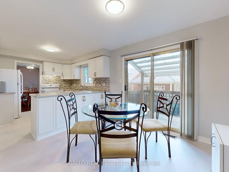 625 Elm Rd  Whitchurch-Stouffville, L4A 1A3 | Image 16