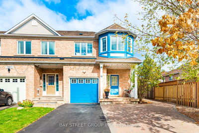 88 Madison Ave  Richmond Hill, L4E 4P4 | Image 1