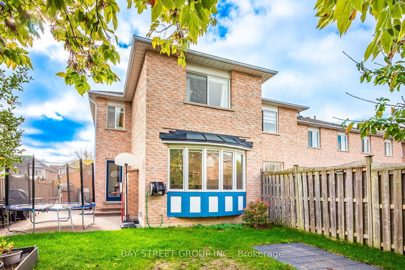 88 Madison Ave  Richmond Hill, L4E 4P4 | Image 32