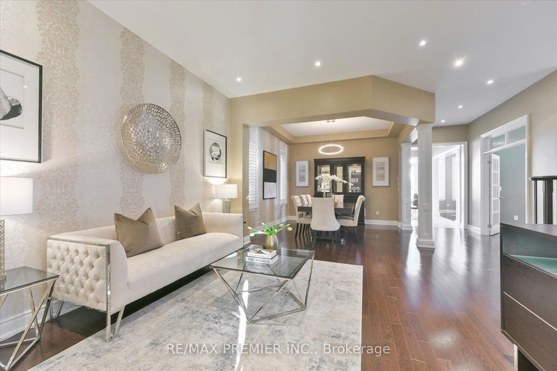 83 Heintzman Cres  Vaughan, L6A 4T1 | Image 3