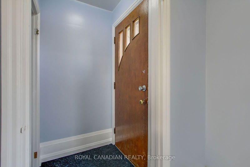 15 Grencer Rd  Bradford West Gwillimbury, L3Z 3Z2 | Image 5