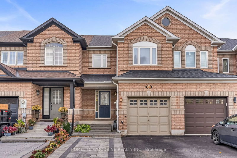 home for lease on 164 Deepsprings Crescent